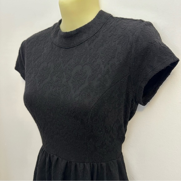 Xhilaration Black Brocade Mockneck Fit & Flare Mini Dress size S - Picture 5 of 8